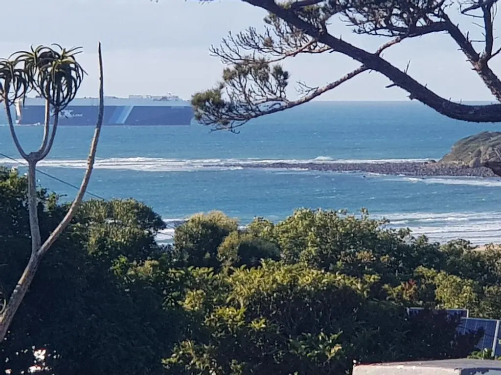 Deluxe Double room with sea view (full double bed)