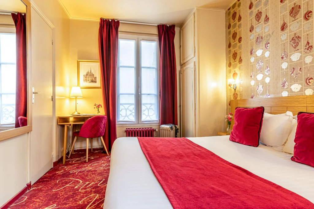 Hotel Romance Malesherbes by Patrick Hayat 13
