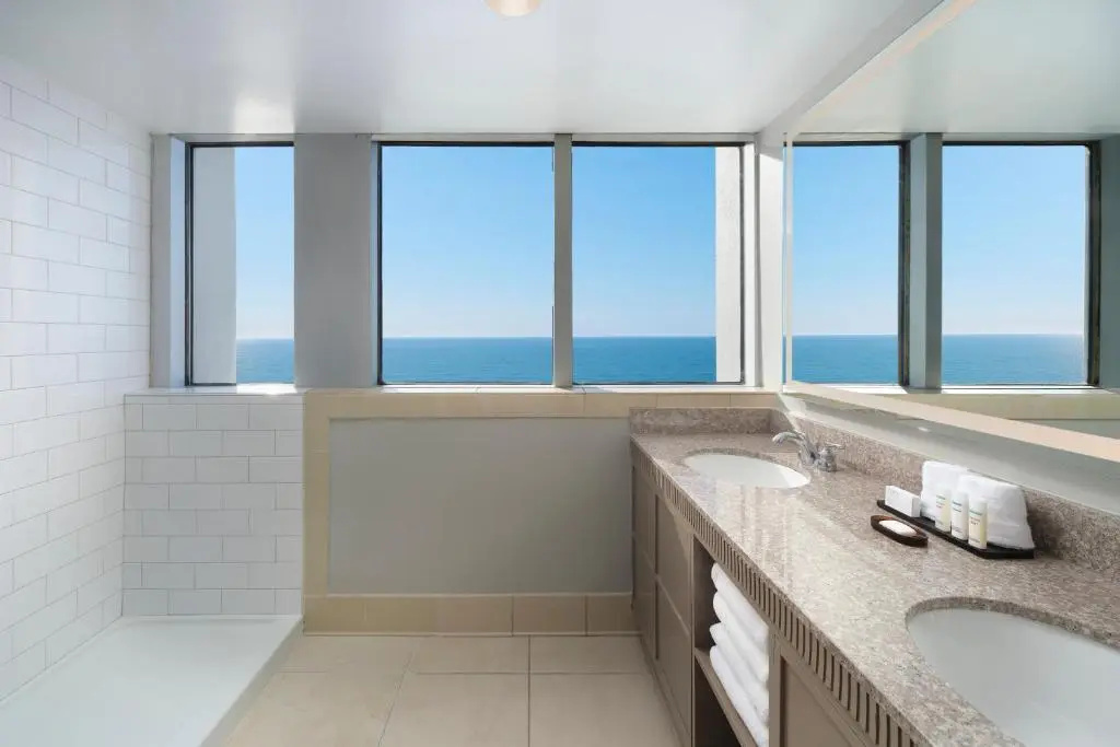 Embassy Suites by Hilton Myrtle Beach Oceanfront Resort - Chambres