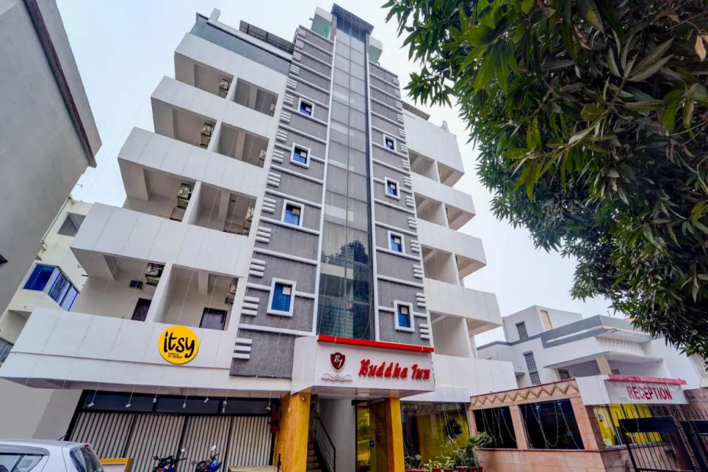 Itsy Hotels Buddha Inn