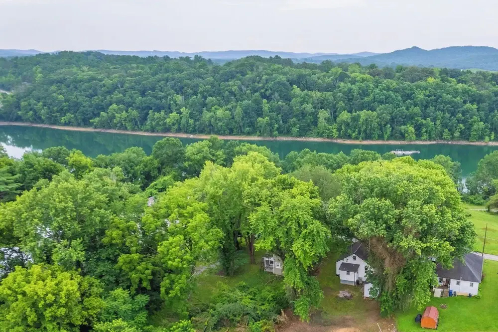 Burnside Vacation Rental, Walk to Lake Cumberland!