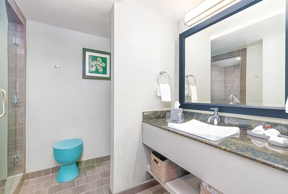 Standard Double room with ocean view (full double bed)