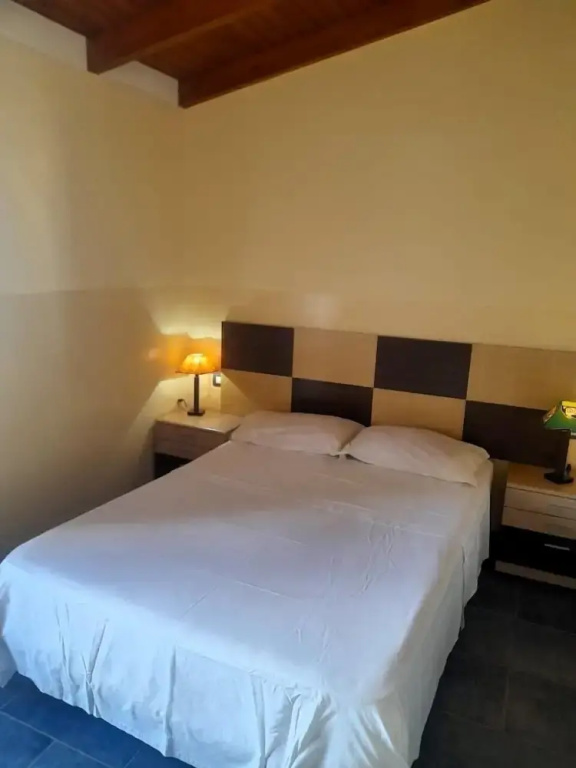 Standard Double room with balcony (full double bed)