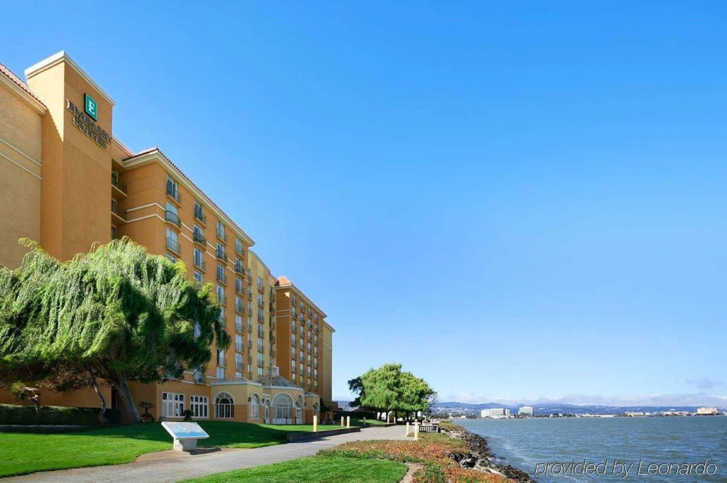 Beach & Waterfront