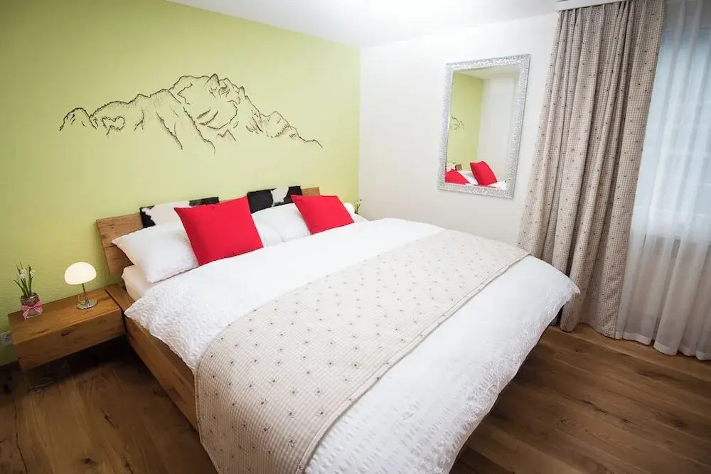 Standard Triple room with mountain view
