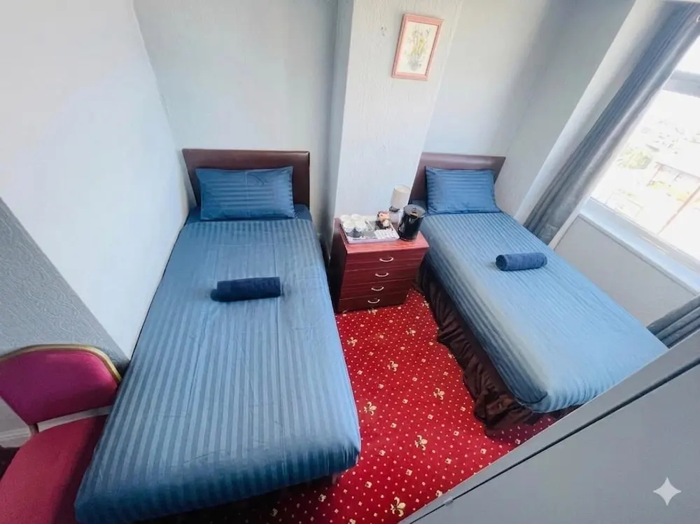 Standard Double room with sea view (twin beds)