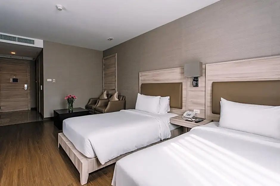 Adelphi Suites Bangkok - Chambres