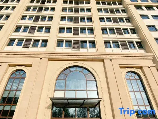 Mingshui Ancient City Yianyue Hotel