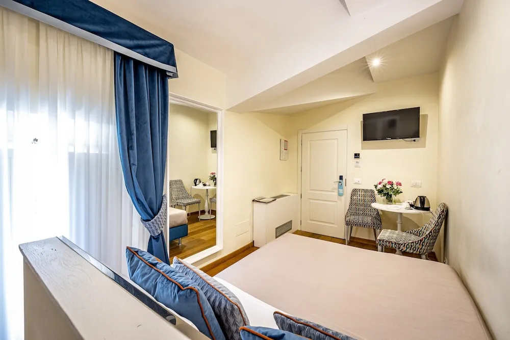 Hotel La Scaletta Al Ponte Vecchio - Chambres