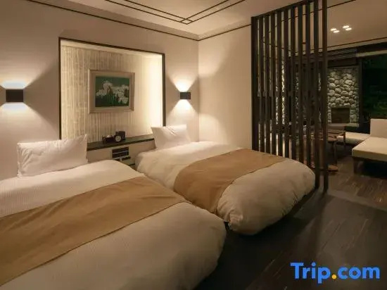 Suite with garden view