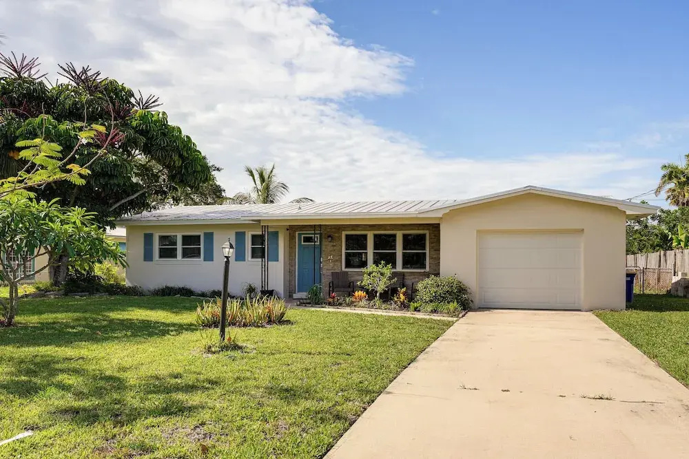 Walk to Jetty Park: Harbor District Home!