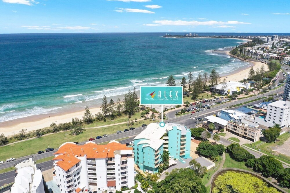 Beach & Waterfront