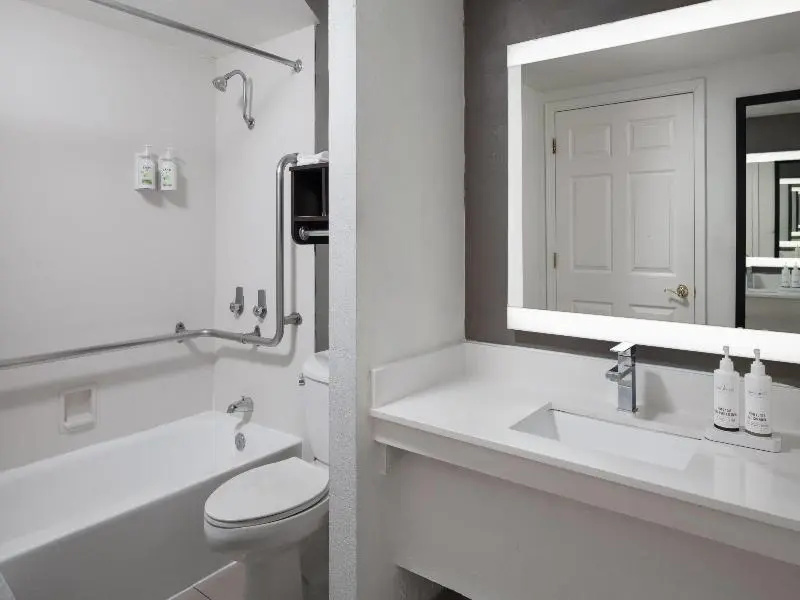 La Quinta Inn by Wyndham Omaha West - Chambres