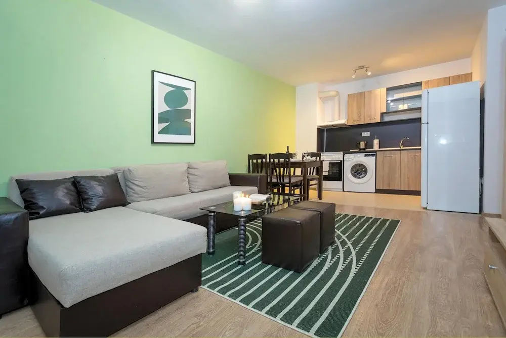 Modern and Bright Apartments Near Center