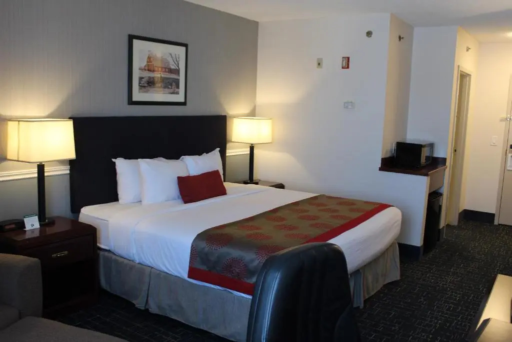 Divya Sutra Plaza and Conference Centre Calgary Airport - Chambres