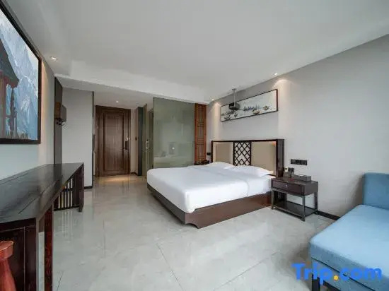 Deluxe Double room (full double bed)