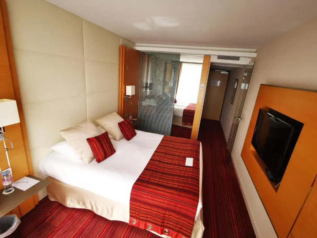 Standard Double room with balcony and with sea view (full double bed)