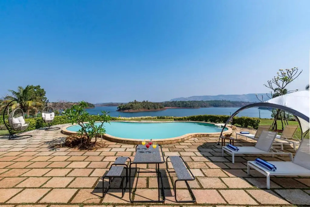 SaffronStays Moira, Kamshet