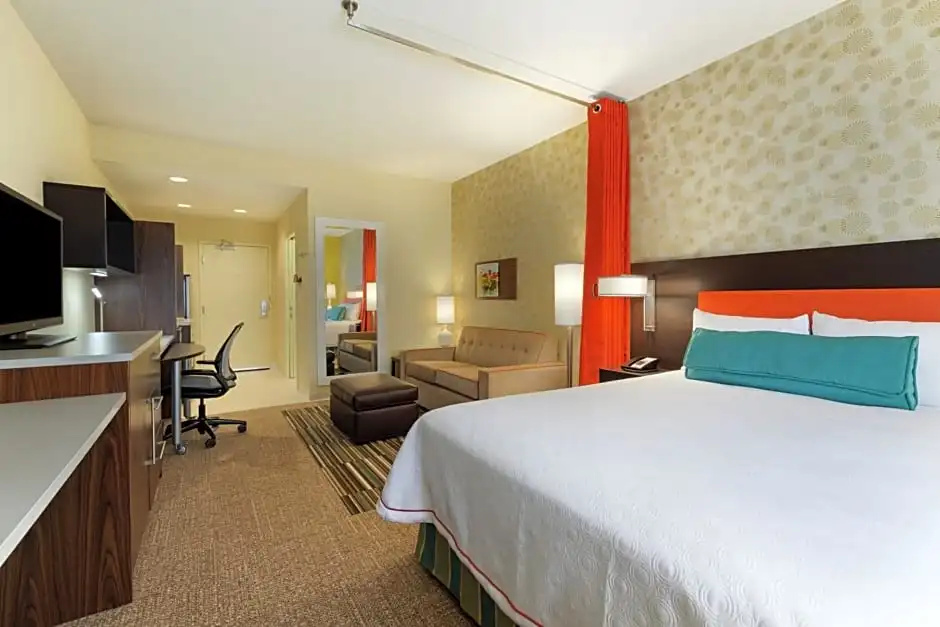 Home2 Suites by Hilton Canton - Chambres