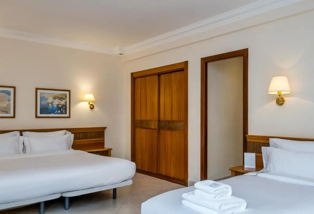 Hotel Montjoi - Chambres