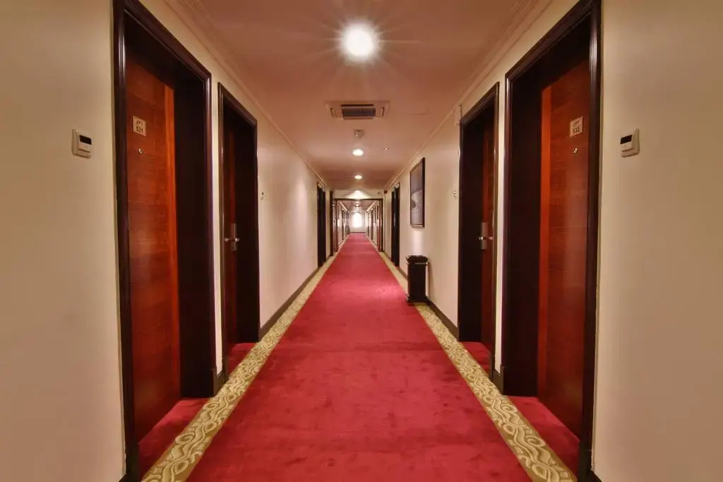Majan Continental Hotel - Général