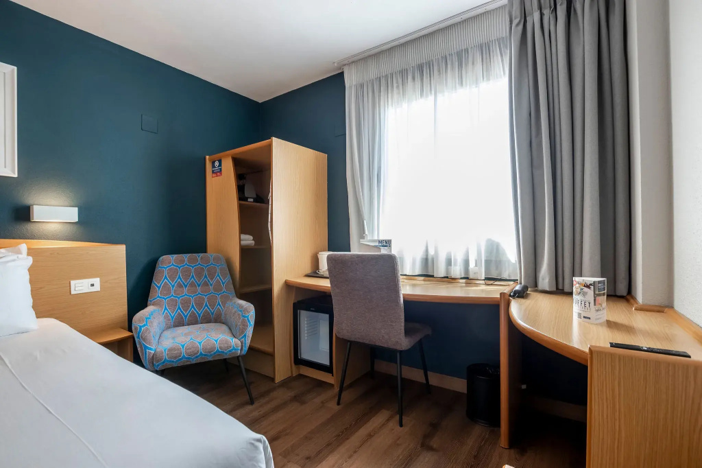 Travelodge Alicante Puerto - Chambres