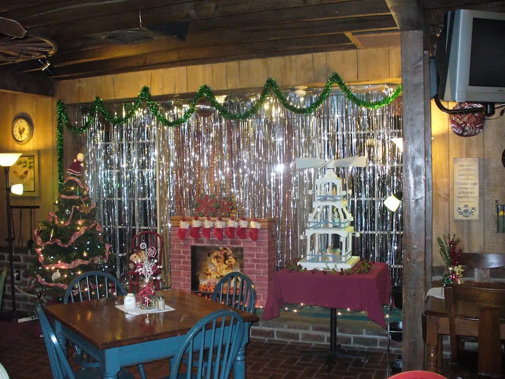 Zuber's Homestead Hotel - фото 18