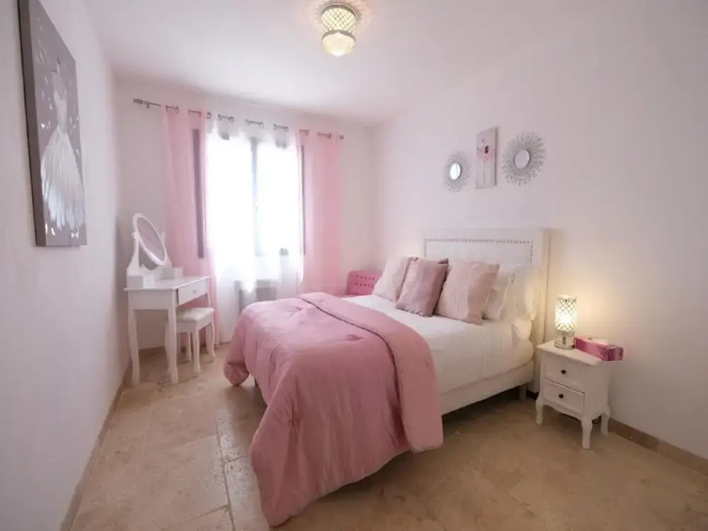 Voir la photo 2 — Charming Holiday Home With Private Pool