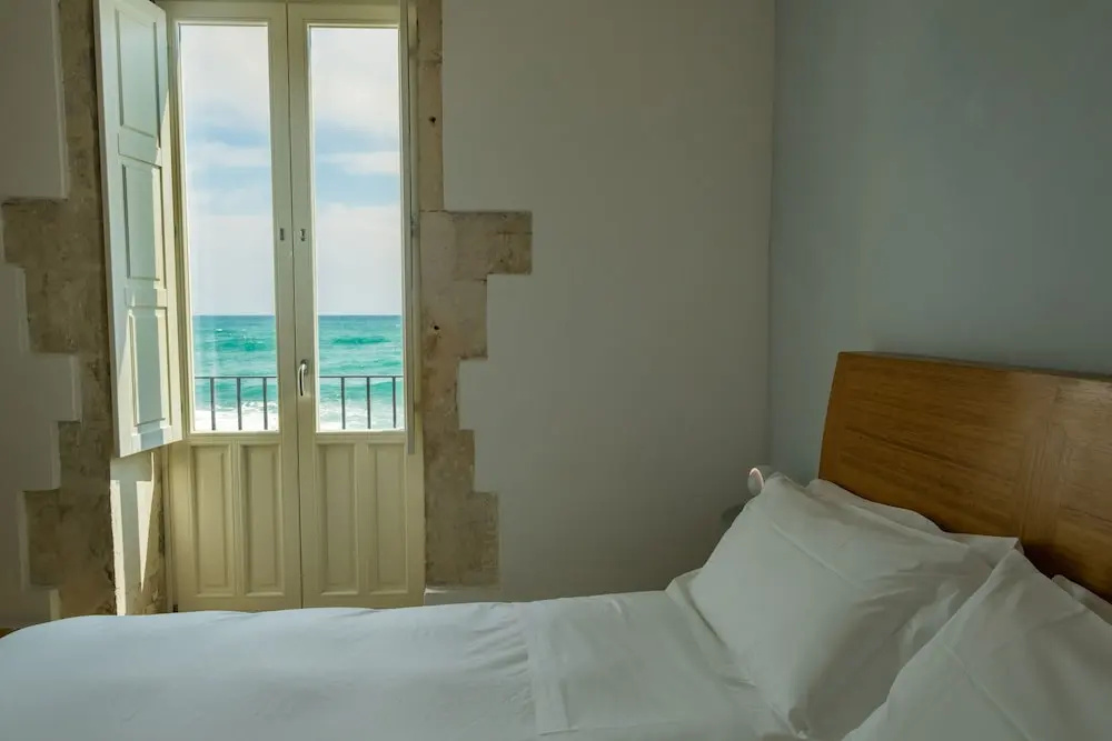 Standard Double room with balcony and with sea view (full double bed)