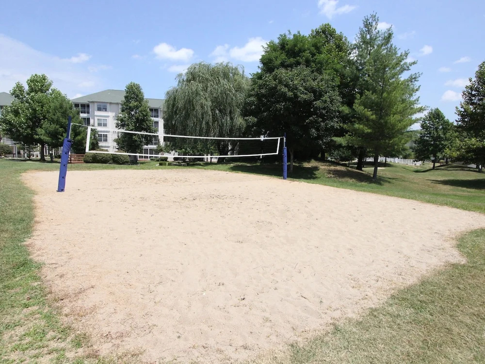 Fort Taneycomo 2 Bedroom Condo by RedAwning