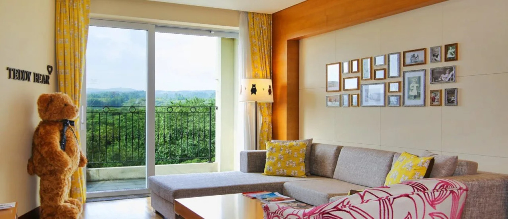 Balcony & Terrace