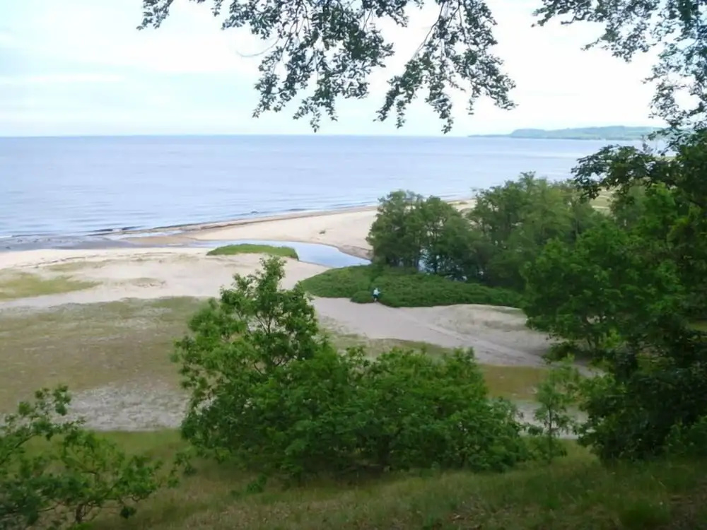 Beach & Waterfront
