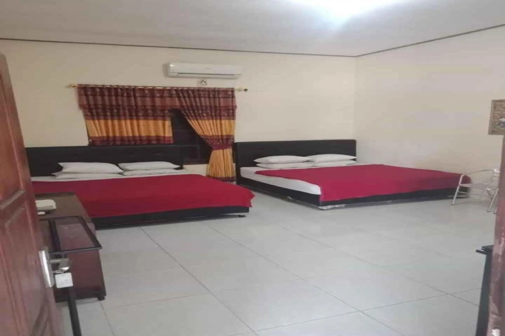 Standard Family room