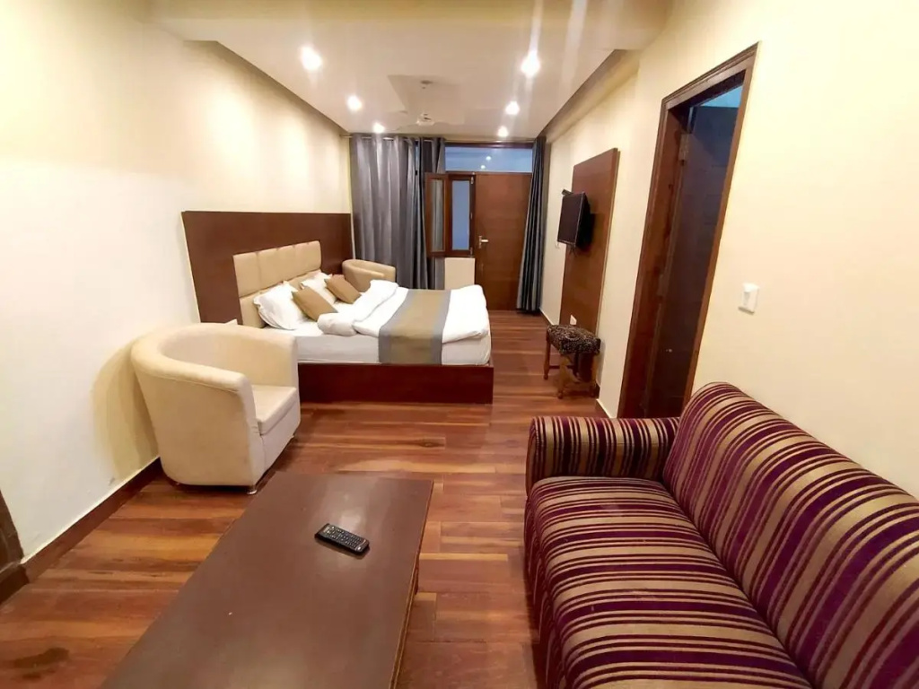 Hotel Samrat - On Mall Road - Général