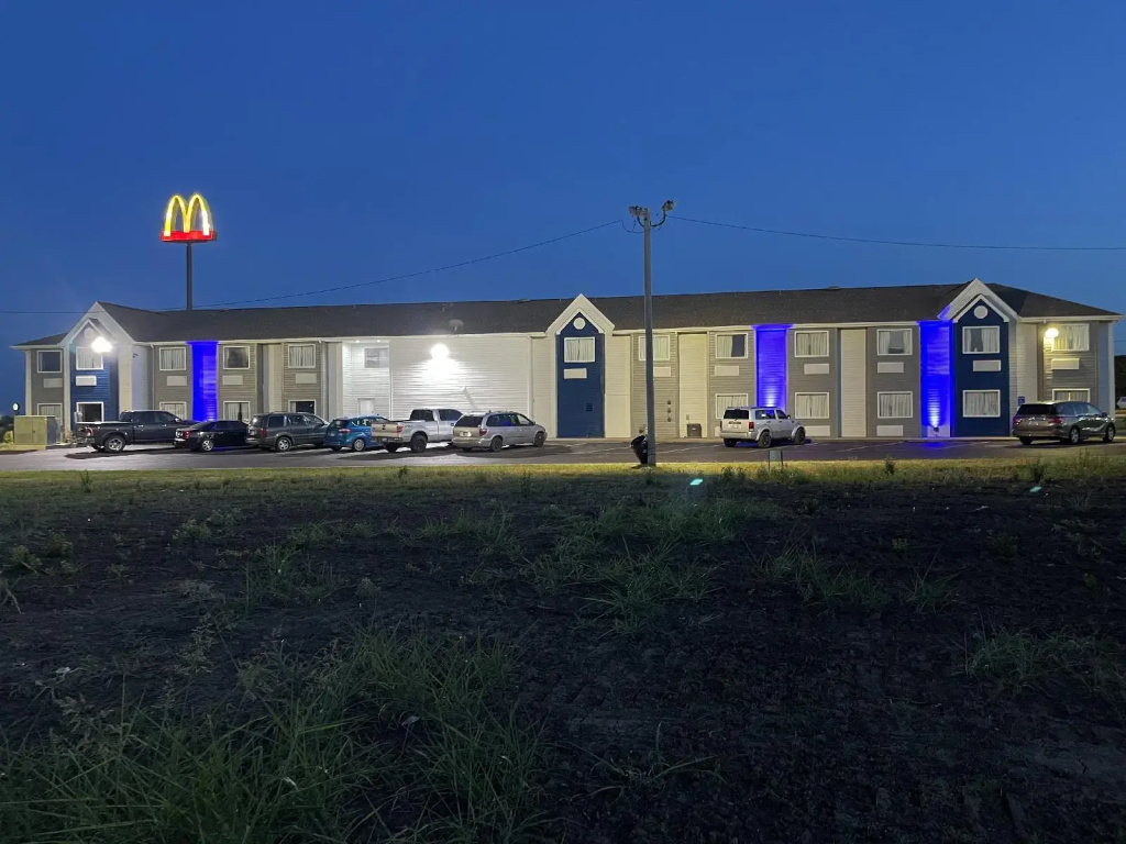 Microtel Inn & Suites by Wyndham Ardmore