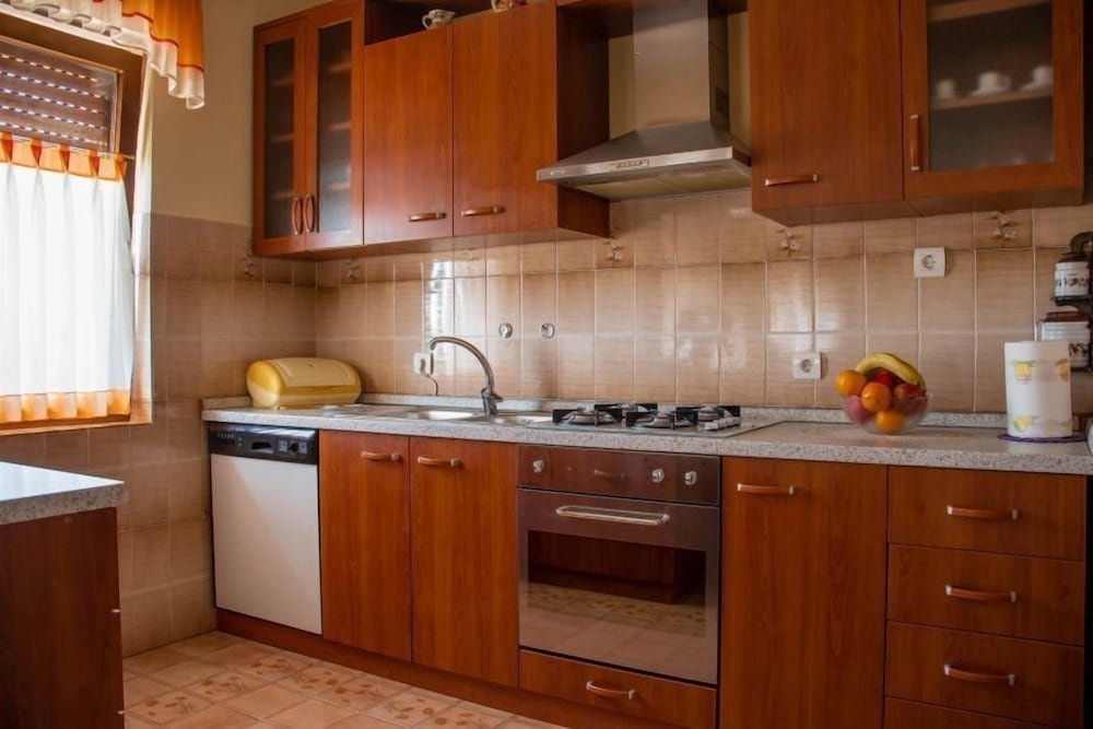 Отель Three-bedroom Family apartment, фото 6