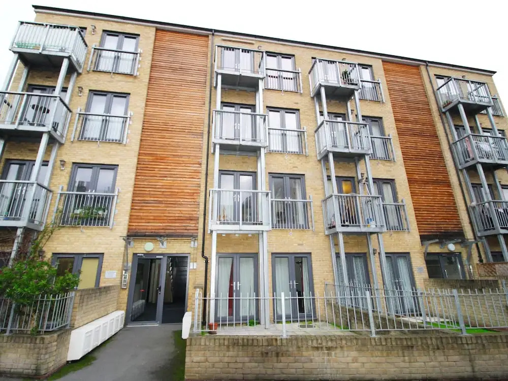 121 New Road