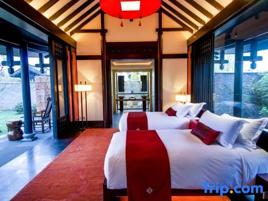 Double Villa (twin beds)