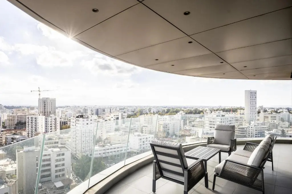 360 Nicosia-3 bedrooms Panoramic Deluxe Residence