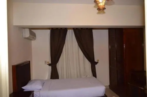 Al Saraya October Hotel