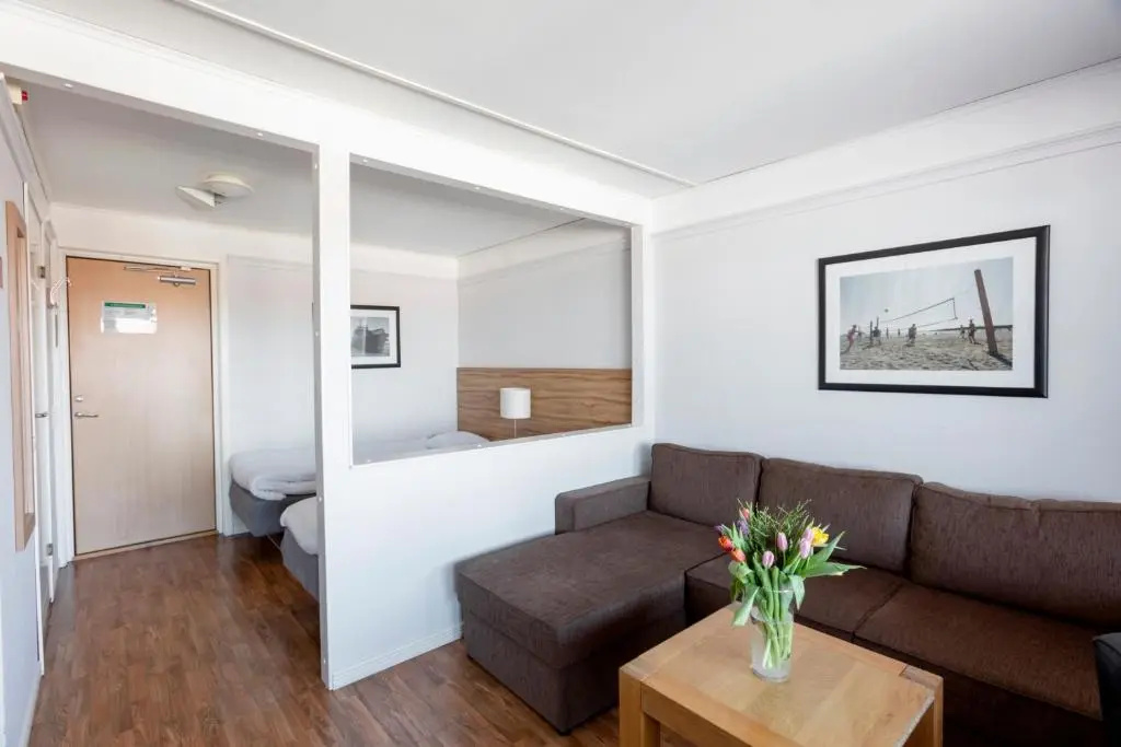 Standard Double room with balcony (full double bed)
