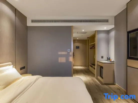 Superior Double room (full double bed)