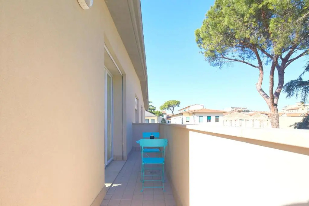 Apartment with 3 bedrooms in Firenze with furnished balcony and WiFi