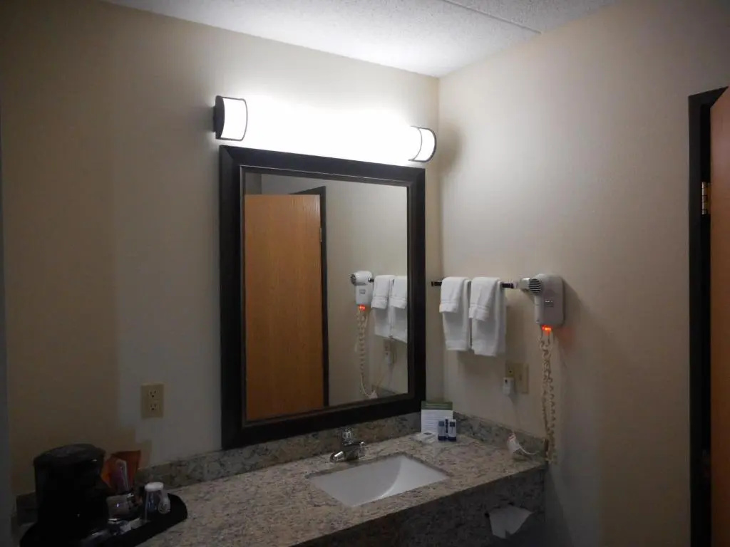 AmericInn by Wyndham Princeton MN - Chambres