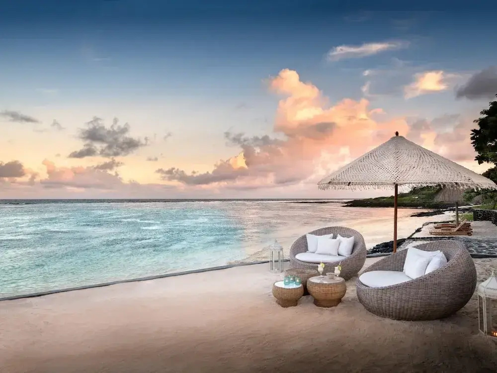 Beach & Waterfront