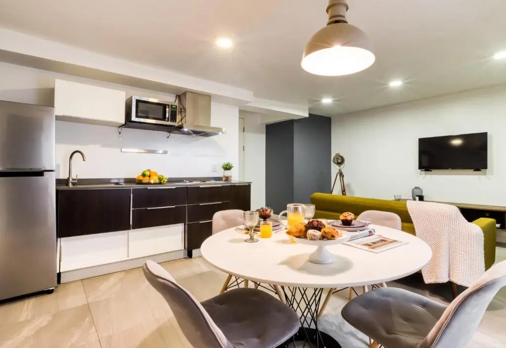 1 Bedroom Apartment