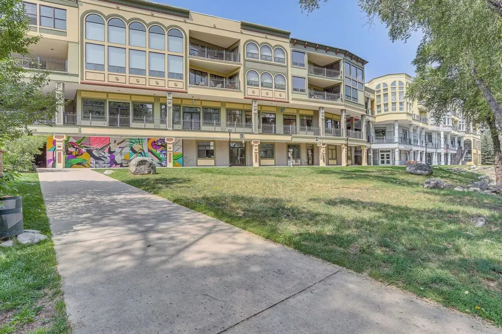 Expansive Edwards Condo on Main Street w/ Views!