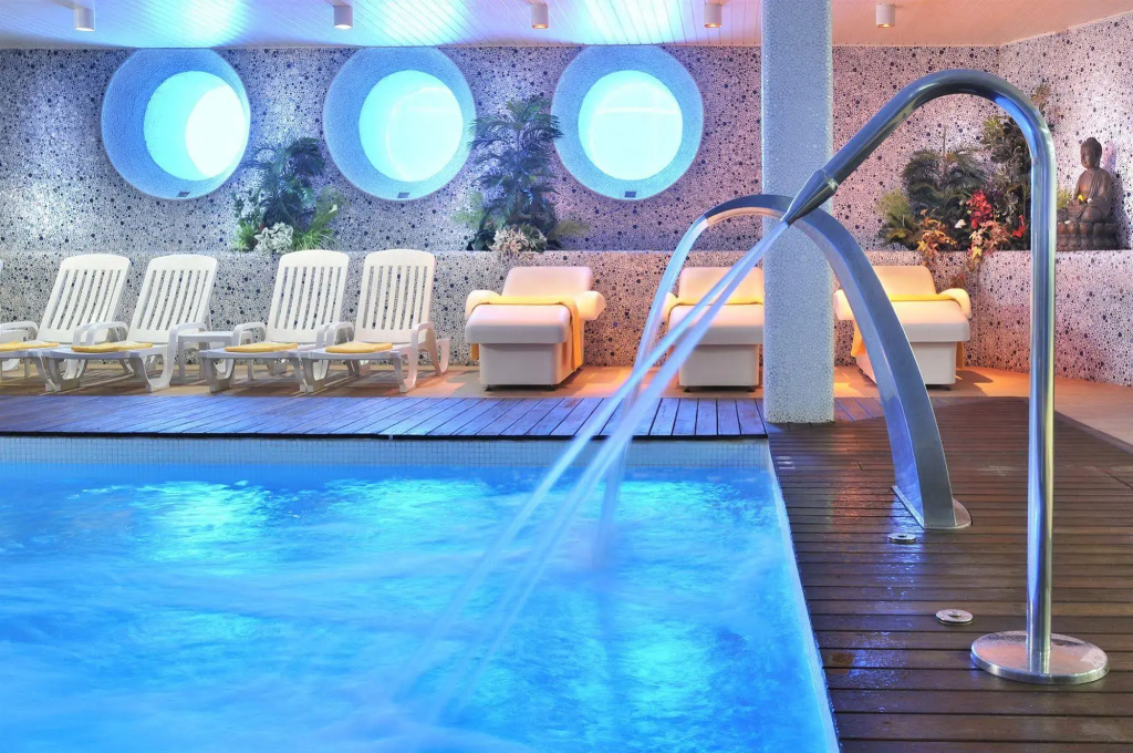 Hotel GHT Oasis Tossa & Spa - Général