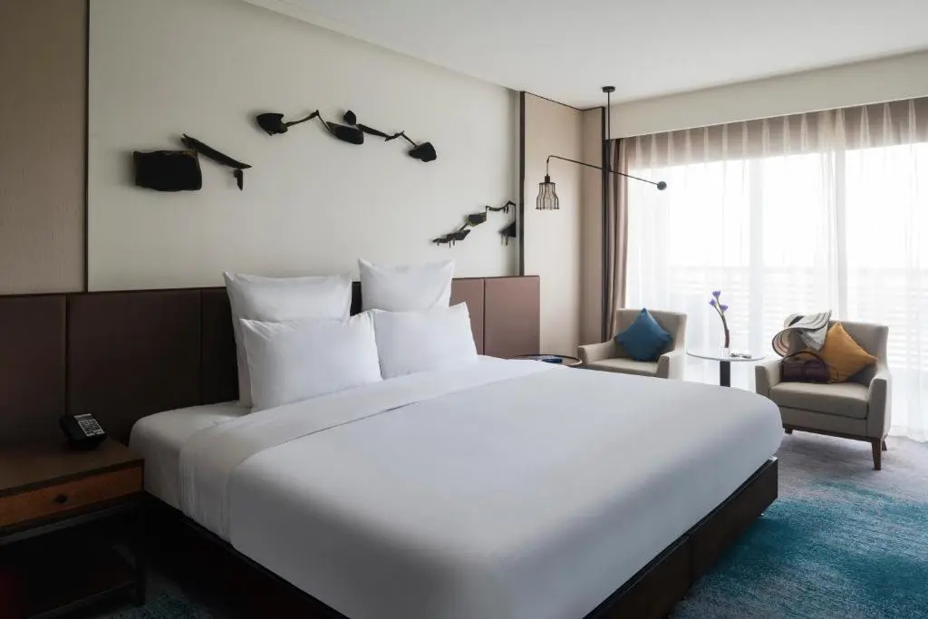 Deluxe Double room (full double bed)