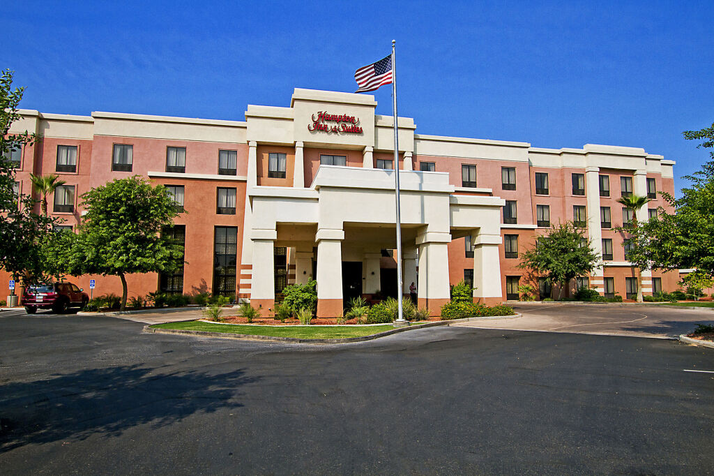 Hampton Inn & Suites Yuma image